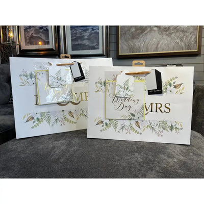 Jeff Banks Mr & Mrs Gift Bag Shopper With Card - Assorted -