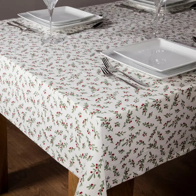 Christmas Tablecloths & Runners