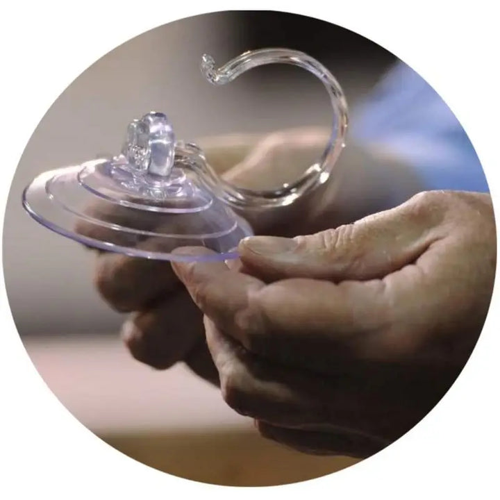 Suction Cups With Hooks ONERUSUS Giant Suction Cup Wreath Holder