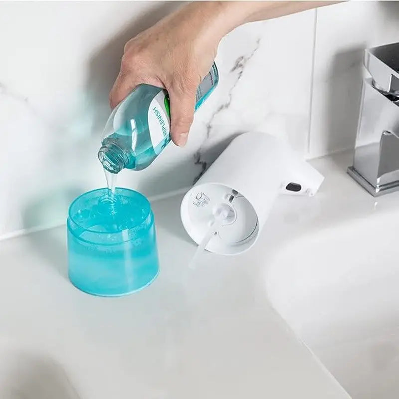 Addis Touch Free Foaming Soap Dispenser 350ml - Cleaning