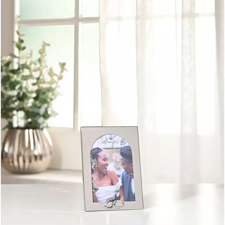 Amore Arch Photo Frame With Rings - Various Sizes