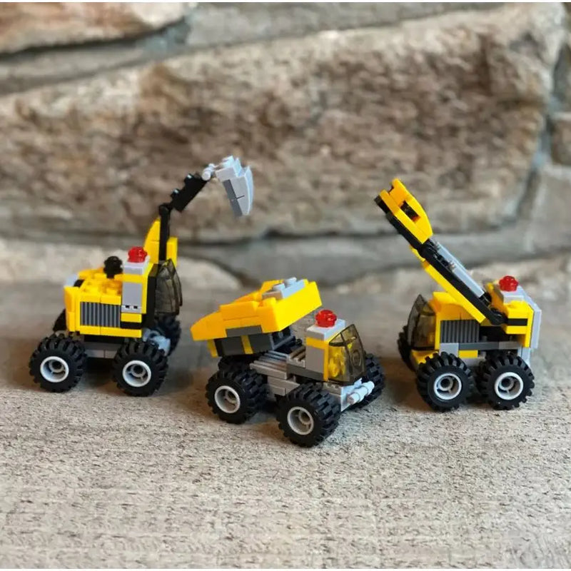 Apples To Pears Gift In A Tin Triple Trucks - Toys