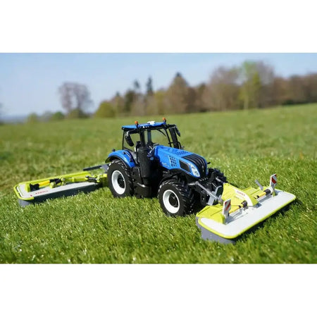 Britains Claas Disco Front Butterfly Mower 1:32 Scale