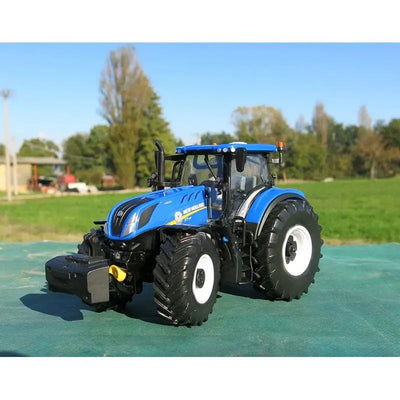 Britains New Holland T7.315 Tractor 1:32 Scale - Toys
