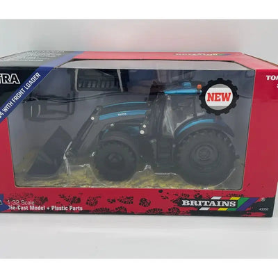 Britains Valtra Tractor T234 with Front Loader 1:32 Scale -