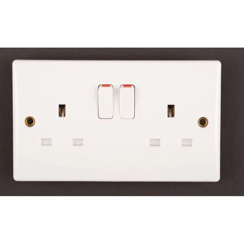Dencon Slimline Switched Socket Outlet to BS1363 13A 2 Gang