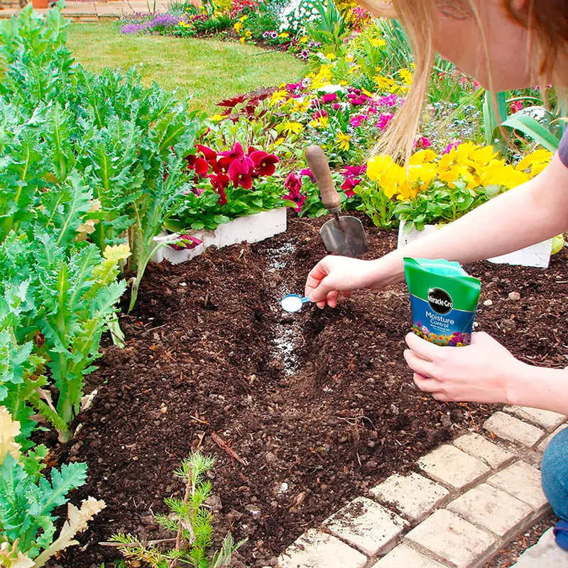 Evergreen Miracle Gro Moisture Control Gel 225G - Gardening