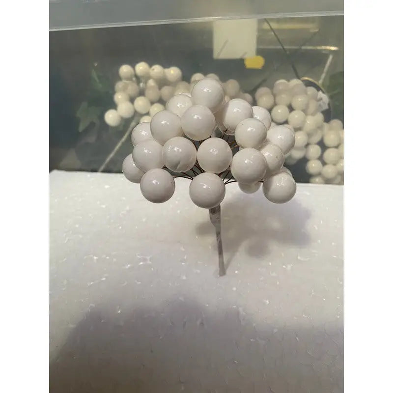 Festive 15cm White Berry Cluster Pick Flower Decoration -
