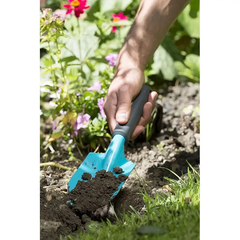 Gardena Classic 8cm Wide Hand Trowel - Gardening & Outdoors