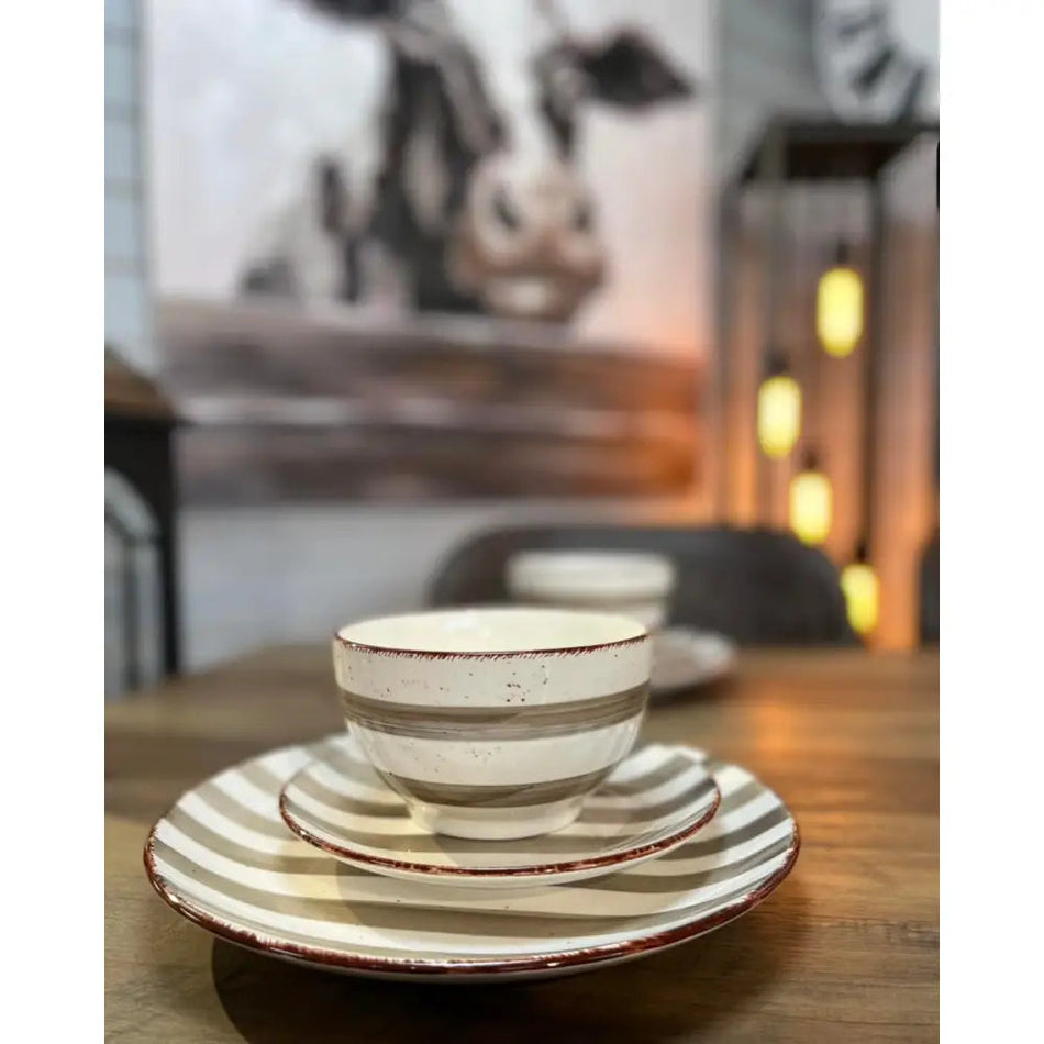 Hand Painted Stripe Bowl (1 SENT) - Kitchenware