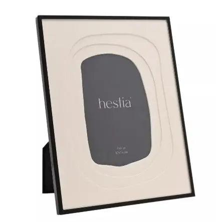 Hestia Black Aluminium Photo Frame Layered Mount - 4’’ x