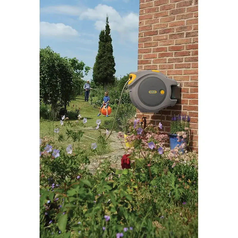 Hozelock Garden Hose Automatic Wind Up Reel - 20/30/40M -