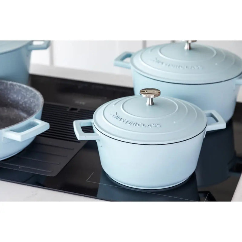 Master Class Casserole Dish Sky Blue - 2.5L / 4L -