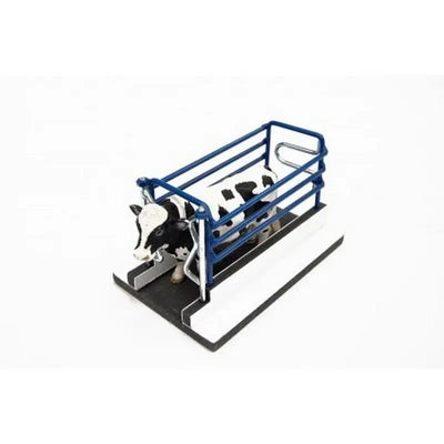 Millwood Fs37 Cattle Crush (1:24 Scale) - Toys