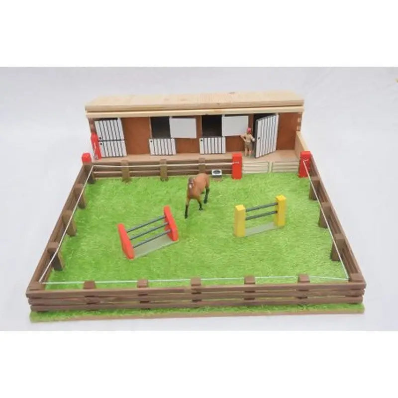 Millwood Fs51 Small Stable & Arena - Toys