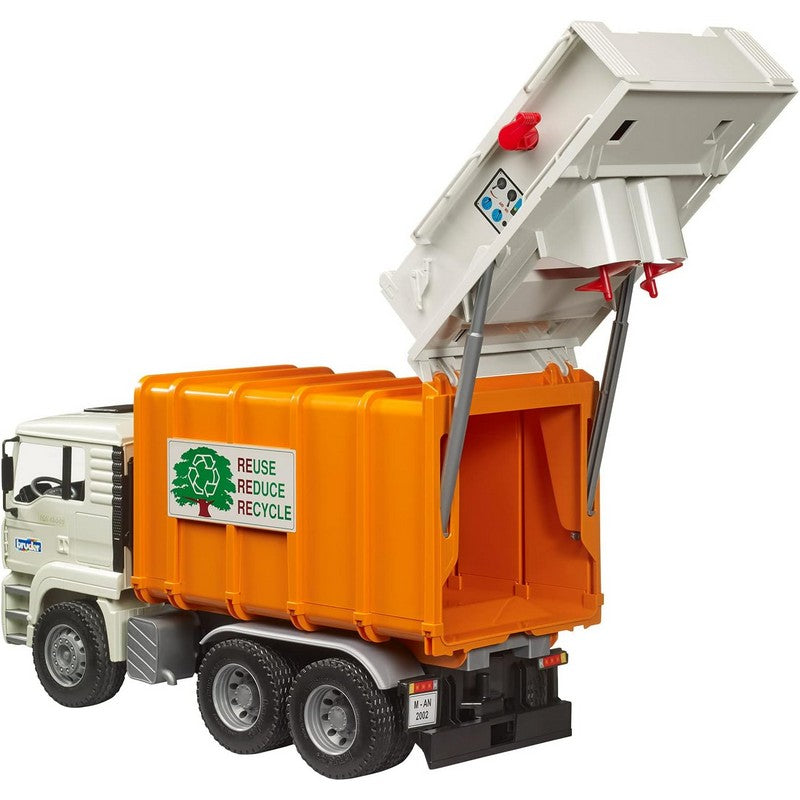 Bruder Man Rear Loading Orange Refuse Bin Lorry Refuse Truck 1:16 Scale (02772)