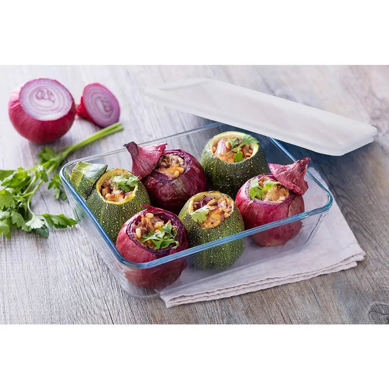 Pyrex Rectangle Glass Dish and Lid 25x20cm (approx 2.6