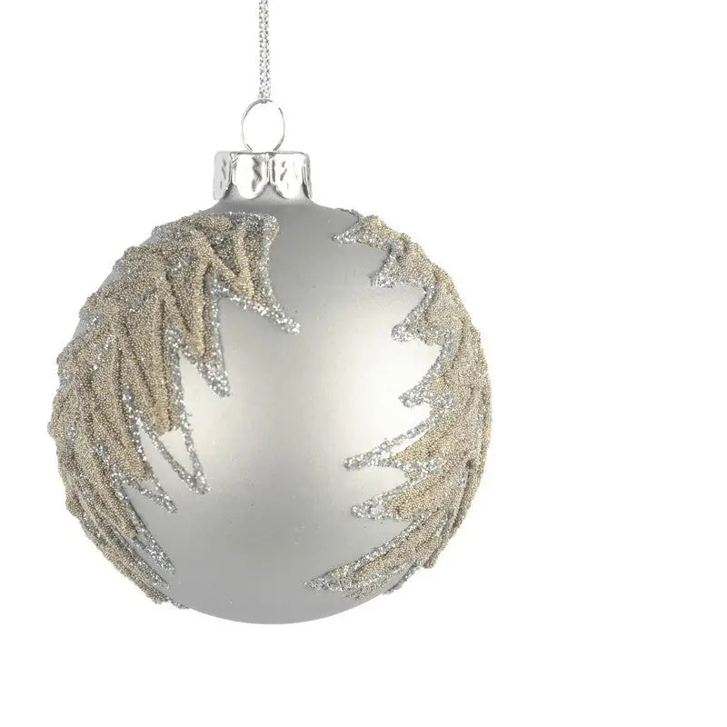 Silver Glass Bauble With Leaf & Glitter 8cm - Seasonal >>