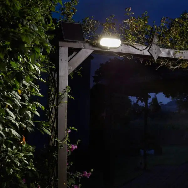 Smart Garden Pir 500L Solar Flood Light