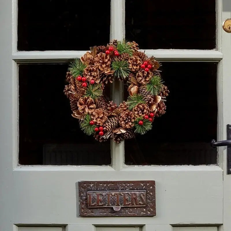 Three Kings Berry Burst Wreath 36cm - Christmas