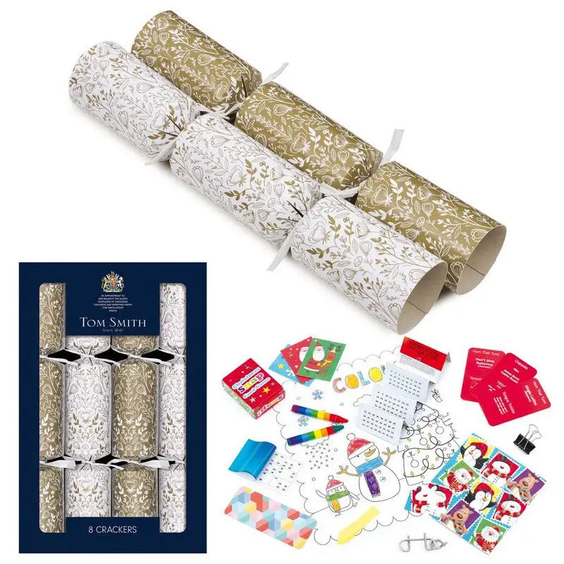 Tom Smith 8 Family Christmas Crackers 31cm / 12 Inch - 4