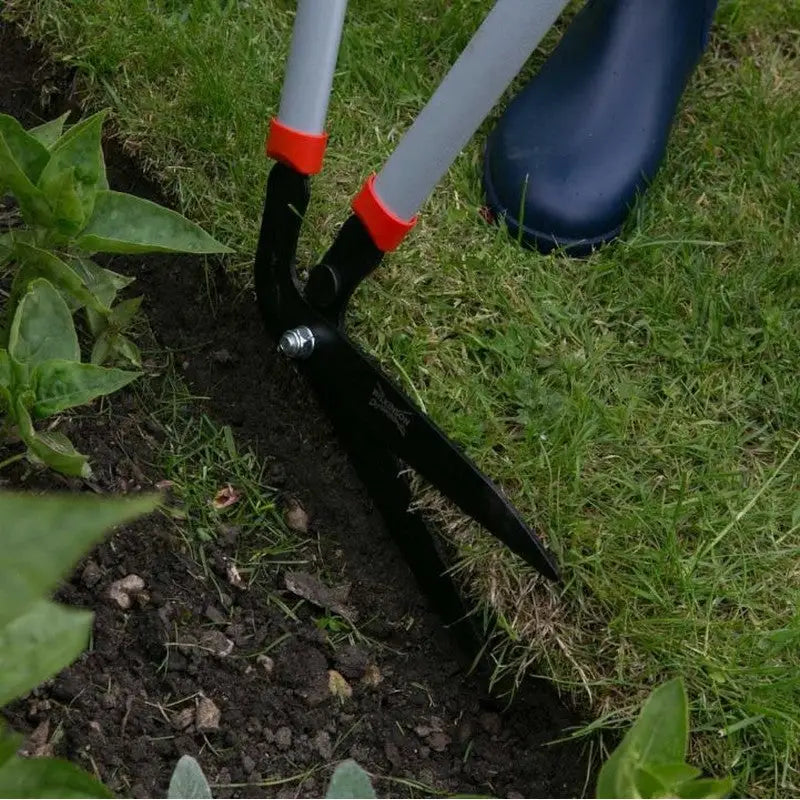 Wilkinson Sword Long Handled Edging Shears - Shears